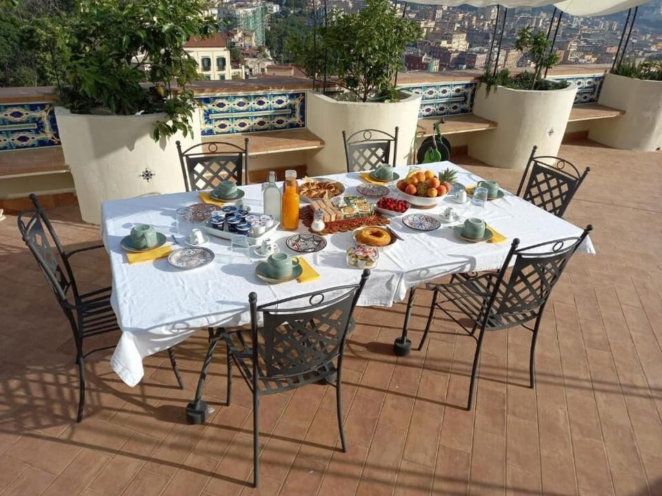 Free daily local cuisine breakfast