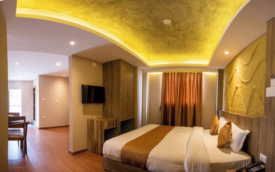Premium Apartment, Balcony, City View | Hypo-allergenic bedding, individually decorated, individually furnished