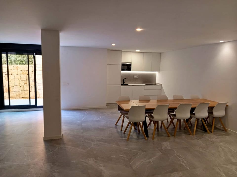 House | 7 bedrooms, high-speed internet