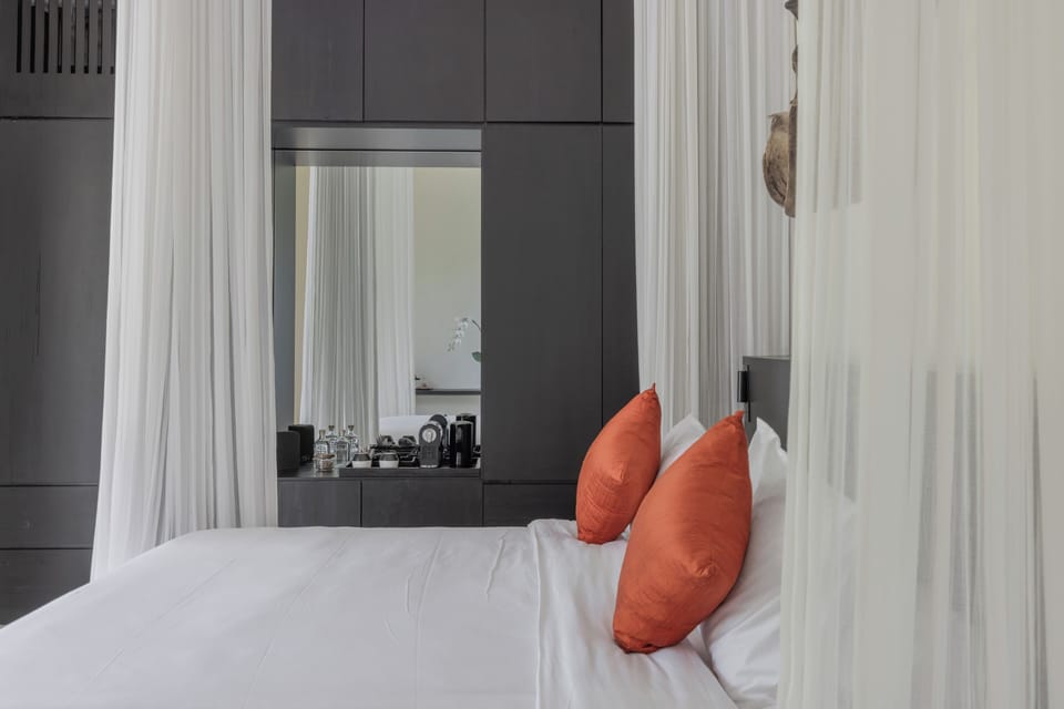 Deluxe Room, Garden View | Select Comfort beds, minibar, in-room safe, individually decorated
