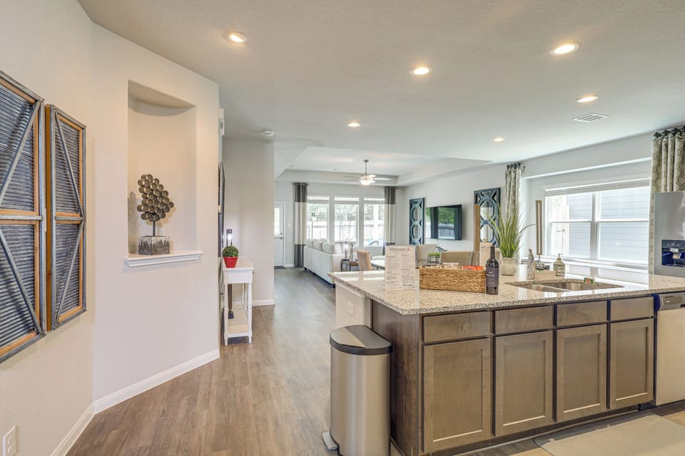 House (3 Bedrooms) | Interior