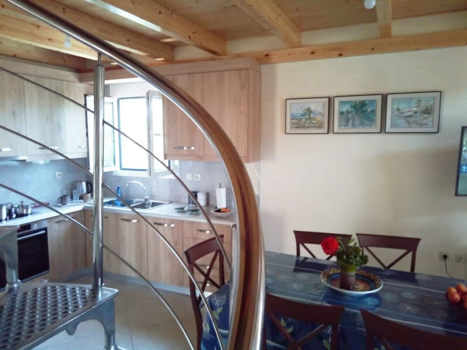 House | 5 bedrooms, Internet