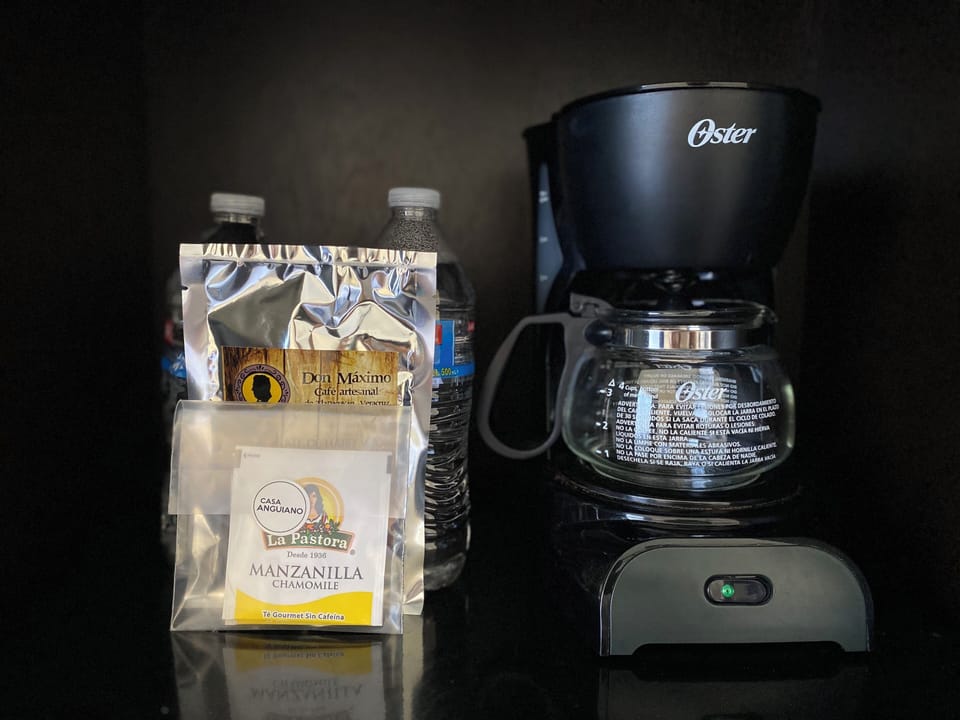 Deluxe Quadruple Room | Coffee and/or coffee maker