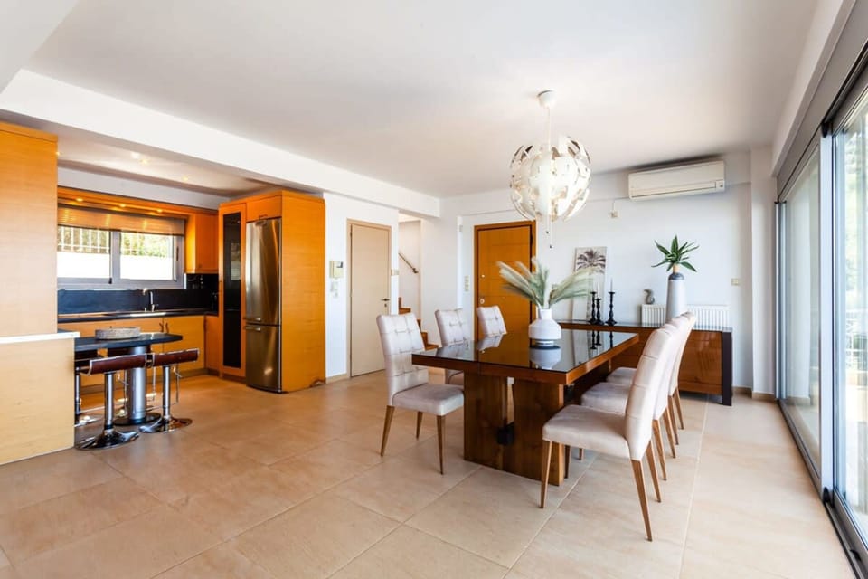 House | 4 bedrooms, Internet