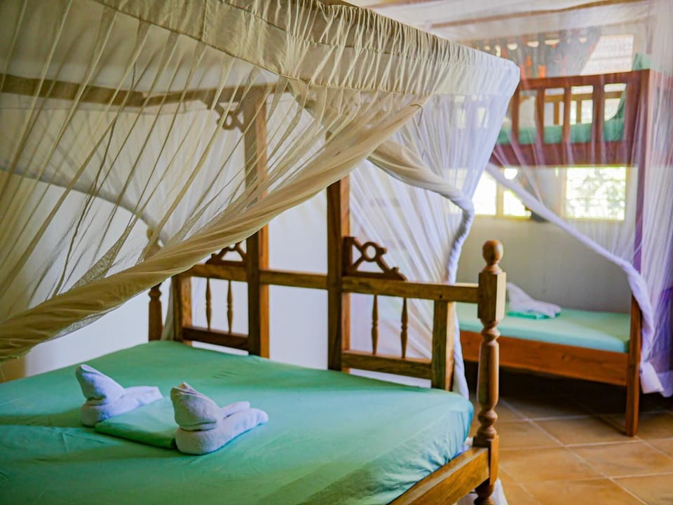 Individually furnished, blackout drapes, bed sheets