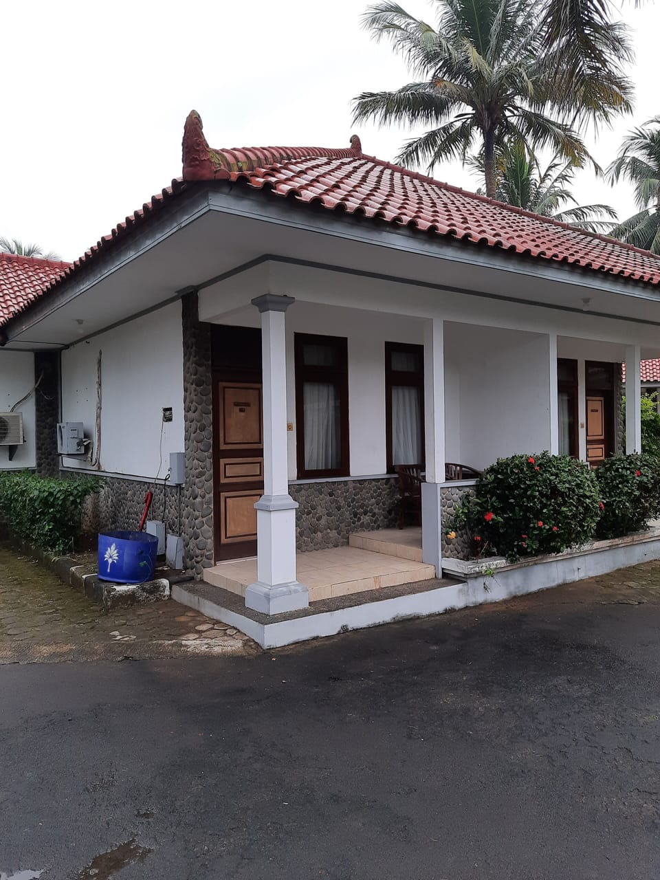 Standard Room, Park View | 8 bedrooms, bed sheets