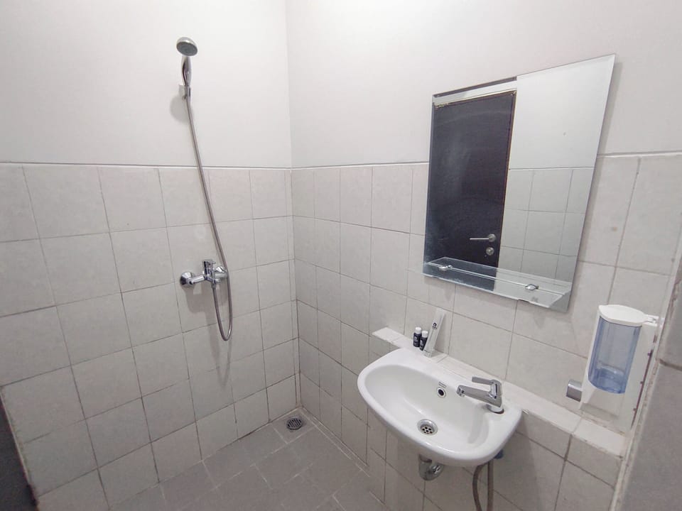 Homey Studio With Easy Pool Access Apartment At Suncity Residence Apartment in East Java