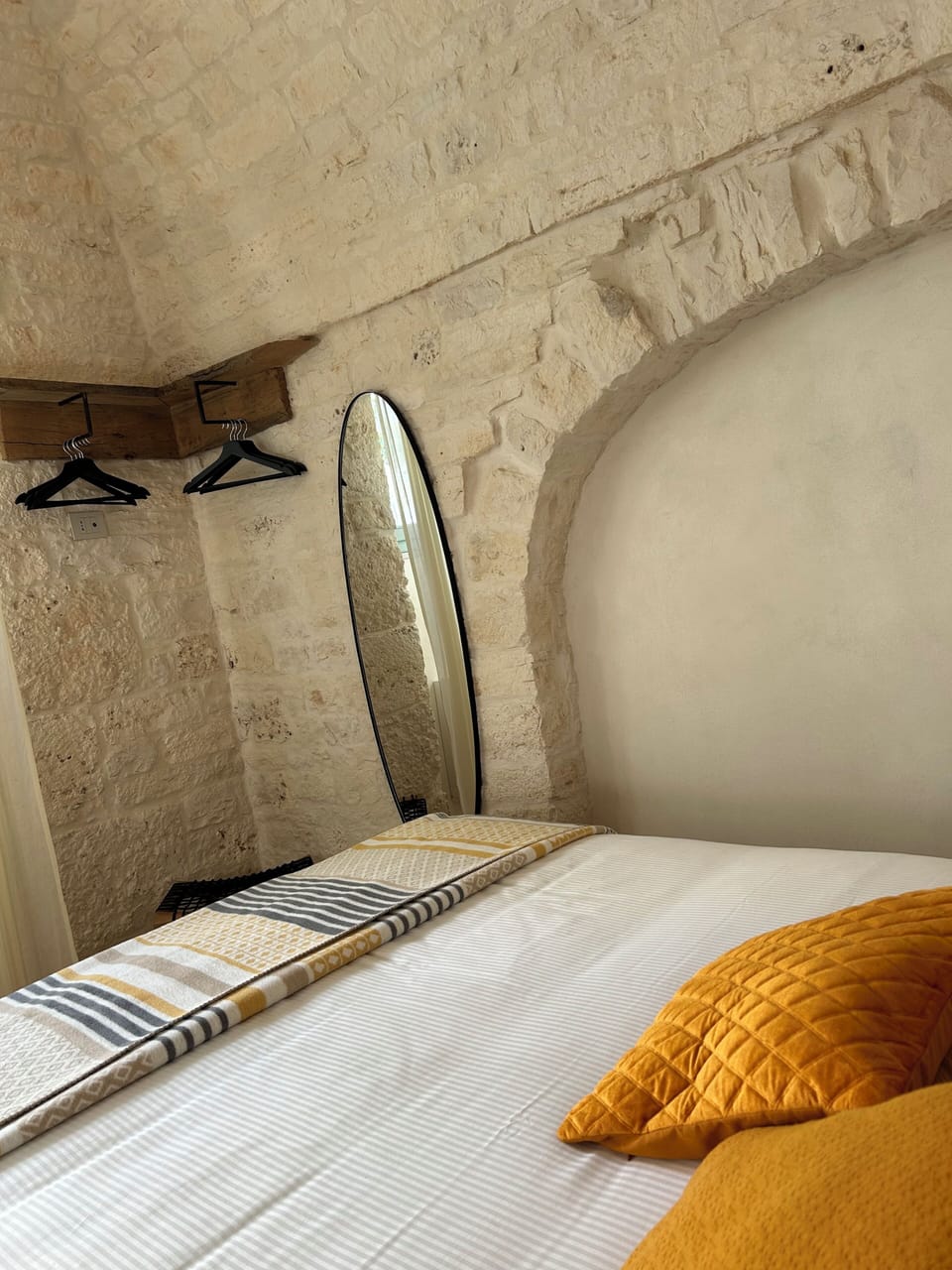 Deluxe Suite, Private Bathroom, Courtyard View | Frette Italian sheets, premium bedding, down comforters