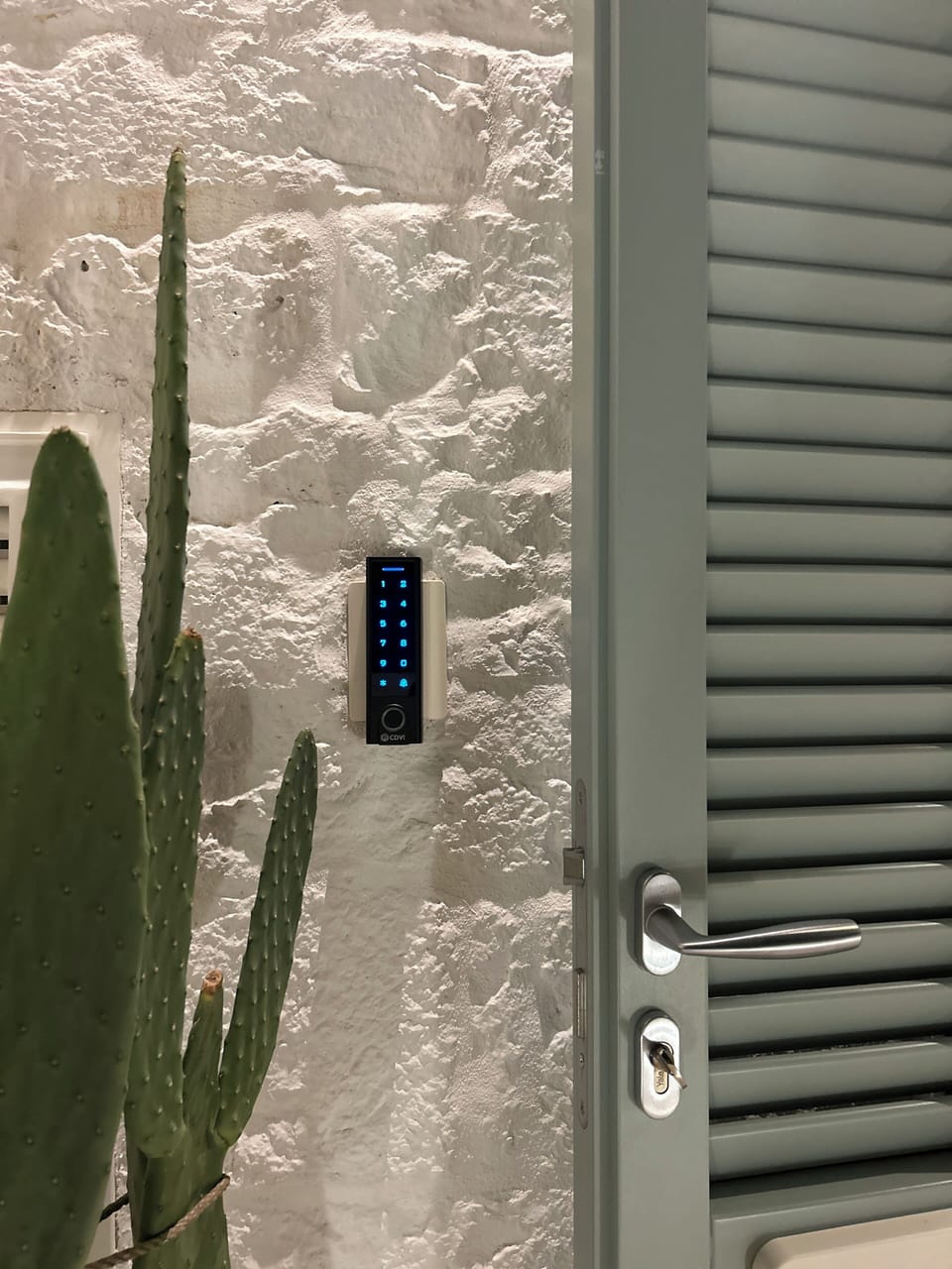 Deluxe Suite, Private Bathroom, Courtyard View | Terrace/patio