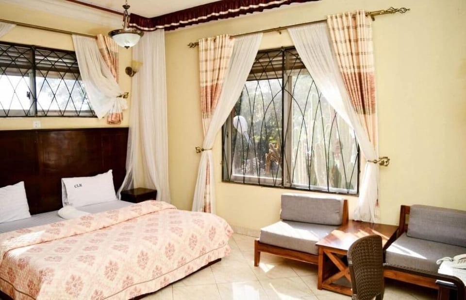 Double Room, Lake View | In-room safe, soundproofing, free WiFi