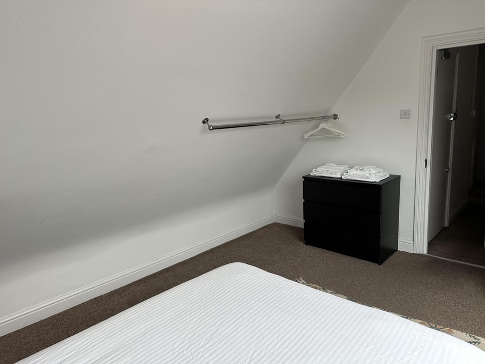 Apartment | 2 bedrooms, iron/ironing board, free WiFi, bed sheets