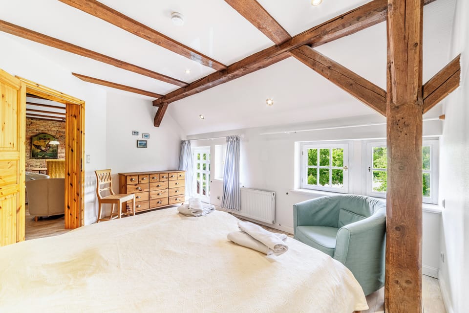 Grand Condo | Individually decorated, individually furnished, free WiFi