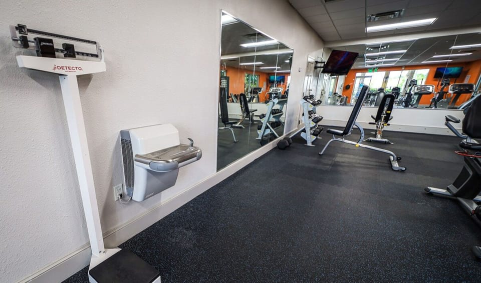 Townhome Jacuzzi Grill 10 min Disney House in Osceola County