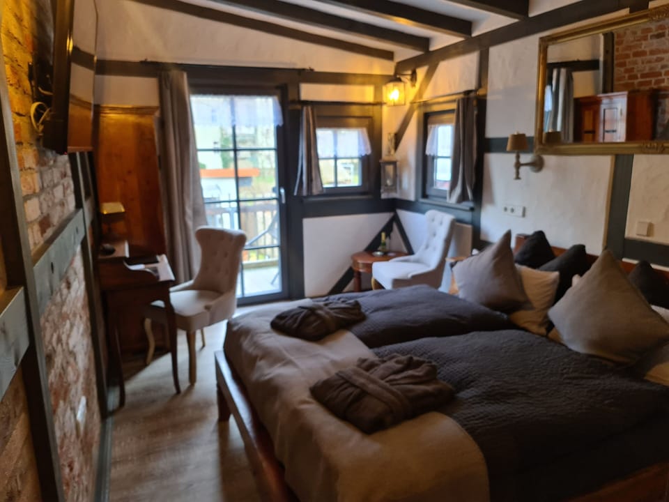 Romantic Double Room, Balcony, Garden View | In-room safe, desk, laptop workspace, blackout drapes