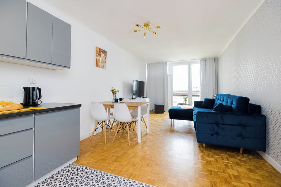1 bedroom, blackout drapes, iron/ironing board, free WiFi