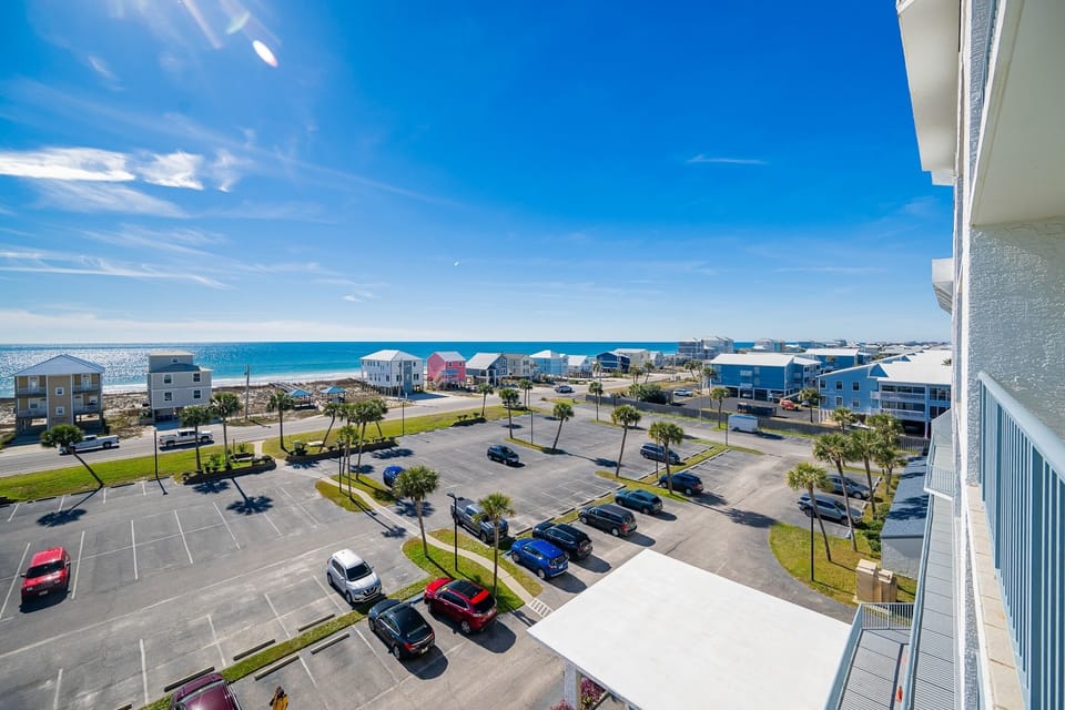 Condo, 2 Bedrooms | View from property