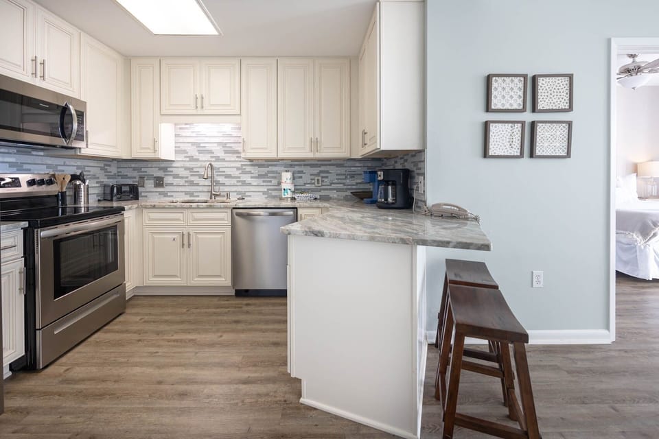 Condo, 2 Bedrooms | Private kitchen | Coffee/tea maker, fridge, oven