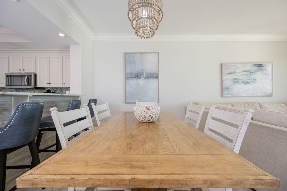 Condo, 3 Bedrooms | Dining