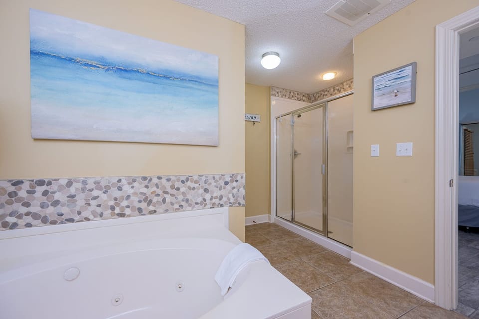 Phoenix West 1805 3 Bedroom Condo Apartment in Orange Beach