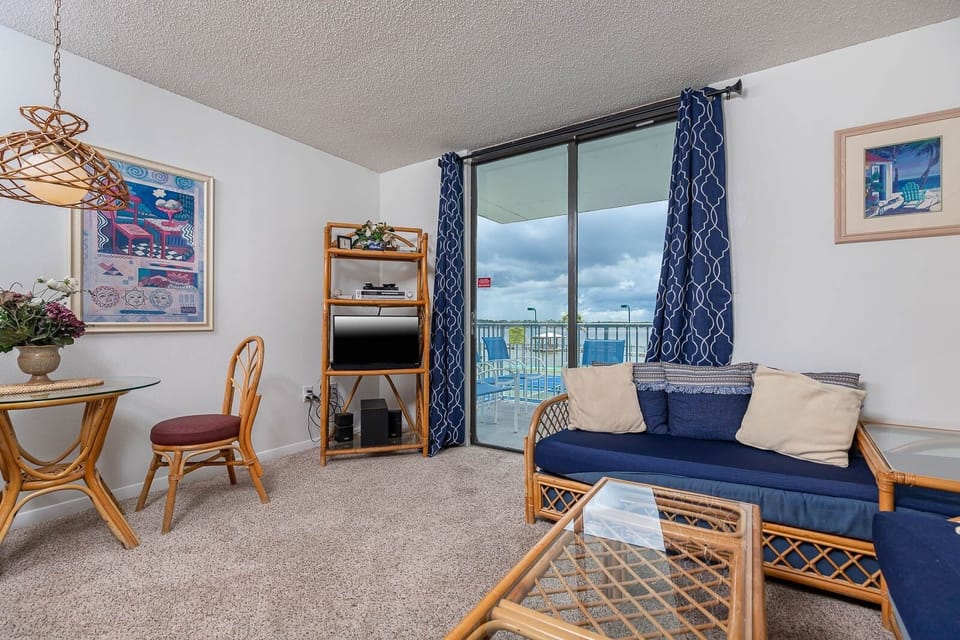 Condo, 1 Bedroom | Living area | DVD player