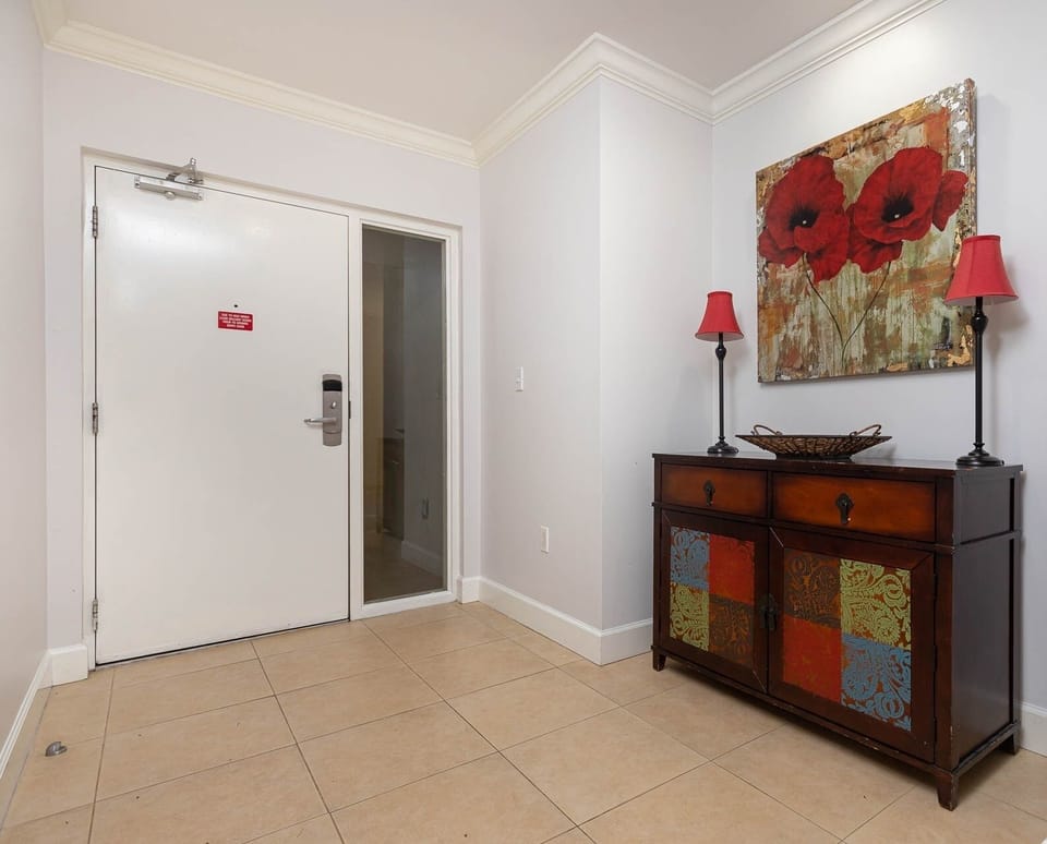 Condo, 4 Bedrooms | Interior