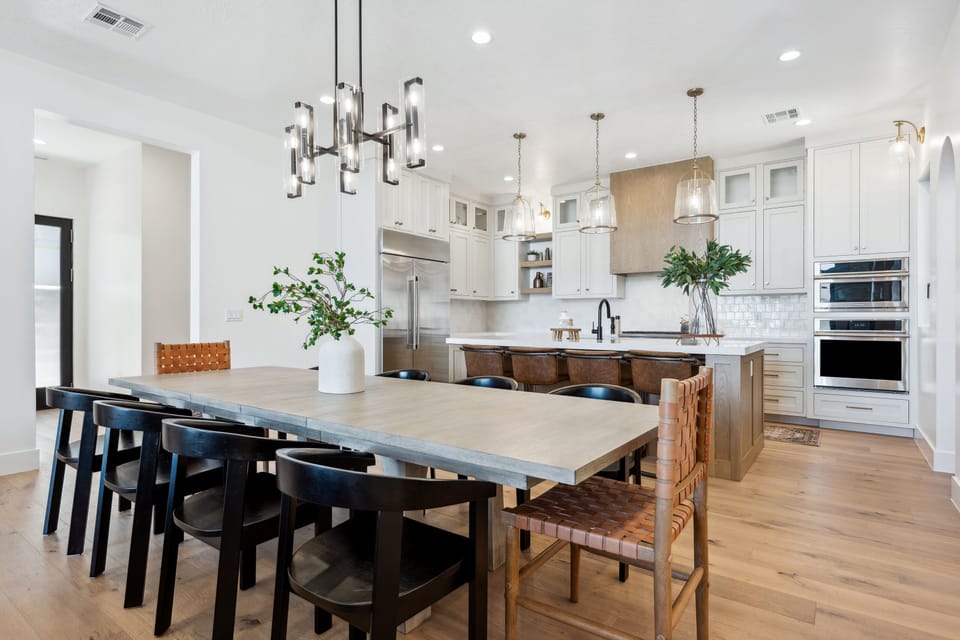 House, 6 Bedrooms | Dining