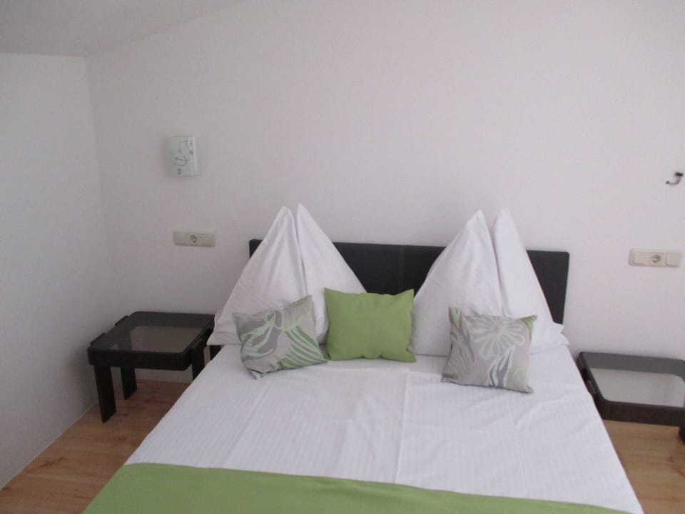 Villa (Two Bedroom Apartment with Balcony) | 4 bedrooms, cribs (surcharge), WiFi (free)