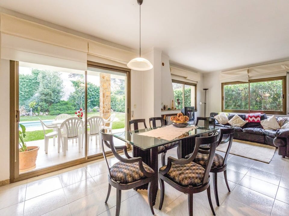 House | Dining