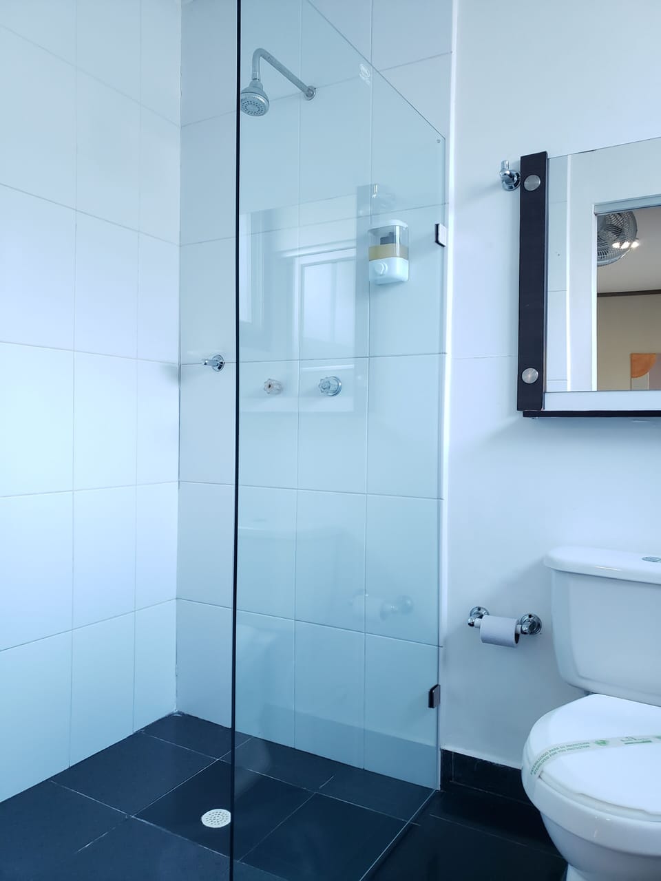 Standard Twin Room | Bathroom