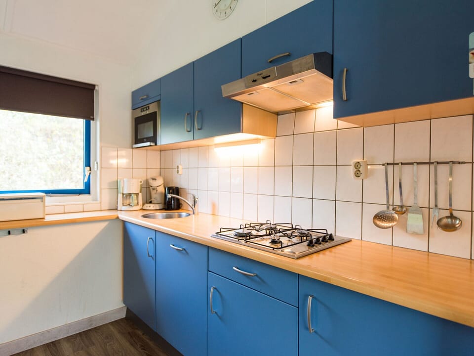 Bungalow | Private kitchen | Highchair
