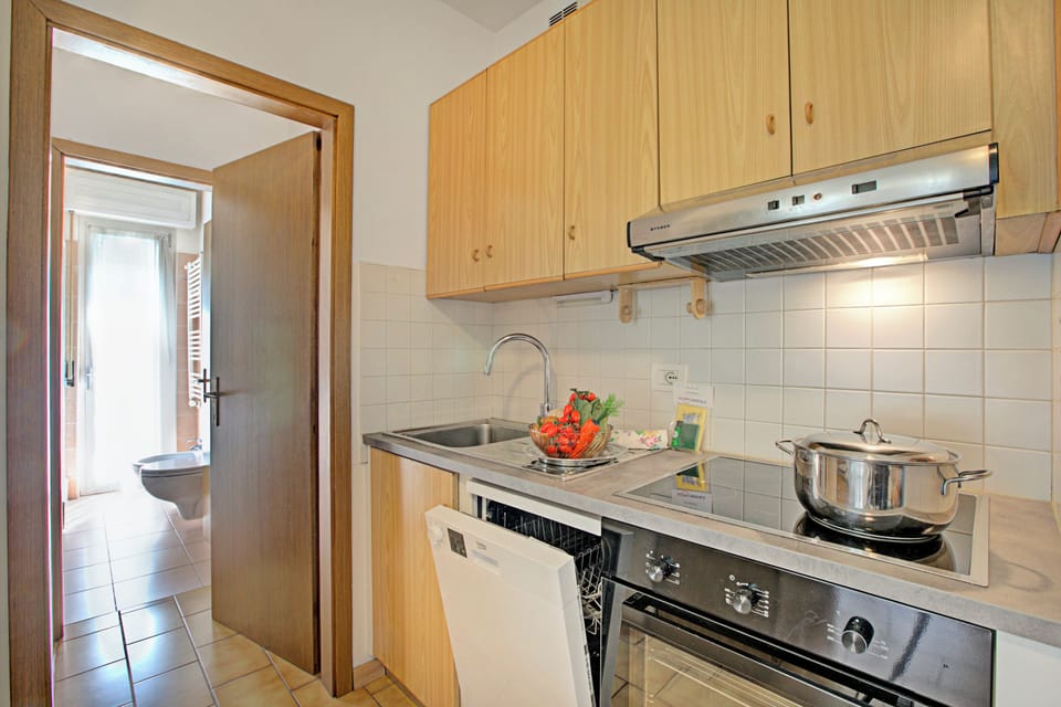Standard Apartment, Multiple Bedrooms (Garden & Surf By Rossana) | Private kitchen | Fridge, oven, stovetop, dishwasher