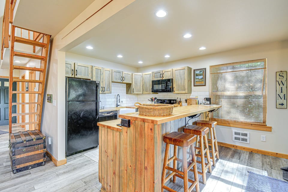 House (2 Bedrooms) | Interior