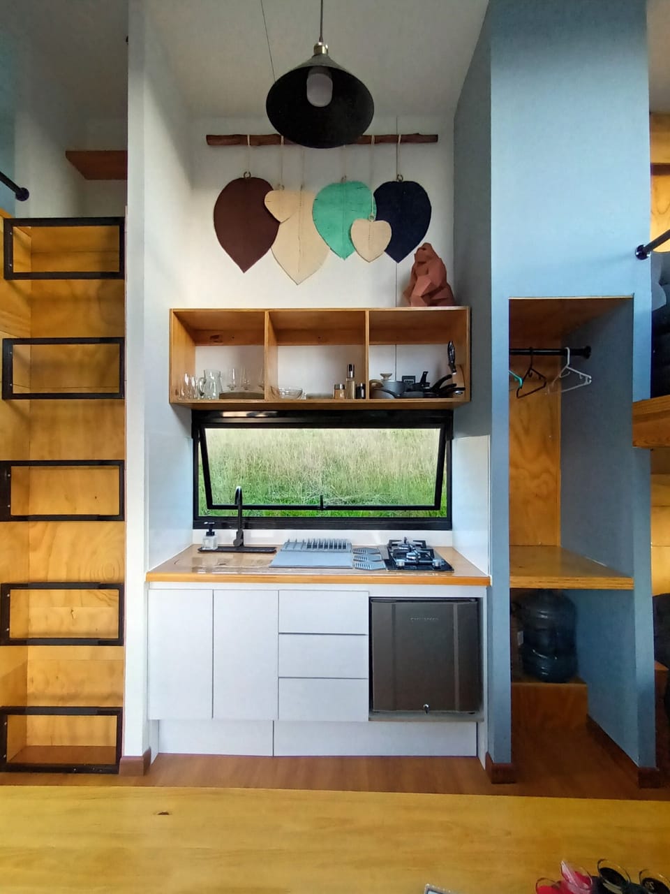 Panoramic Studio Suite, Mountain View | Private kitchen | Mini-fridge, oven, stovetop, toaster