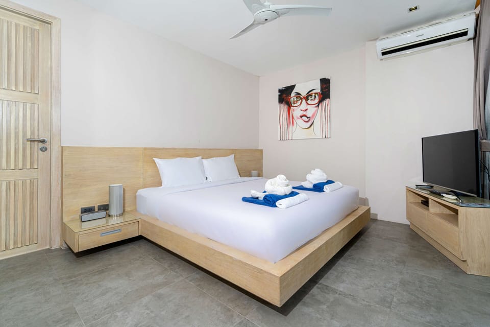 Design Villa, 3 Bedrooms, Hill View | 3 bedrooms, in-room safe, individually decorated, individually furnished