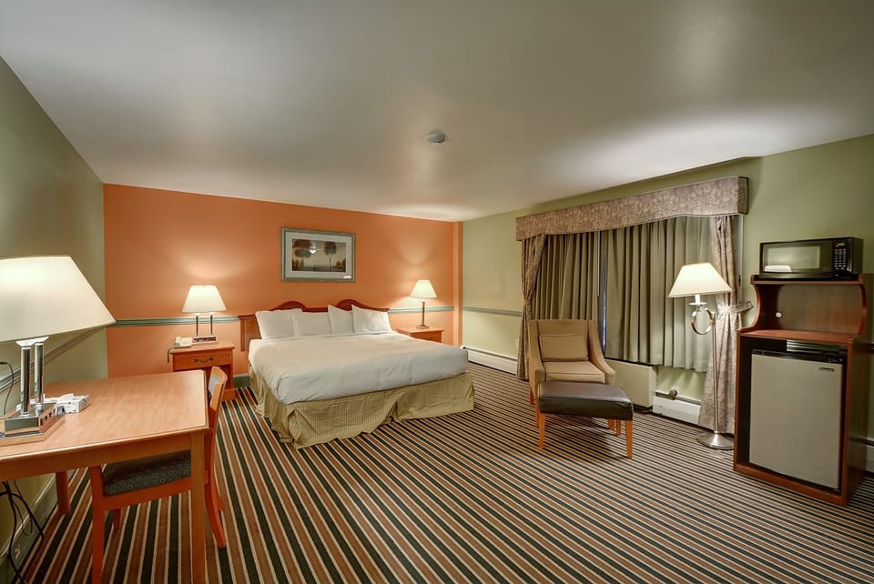 Individually decorated, individually furnished, desk, blackout drapes