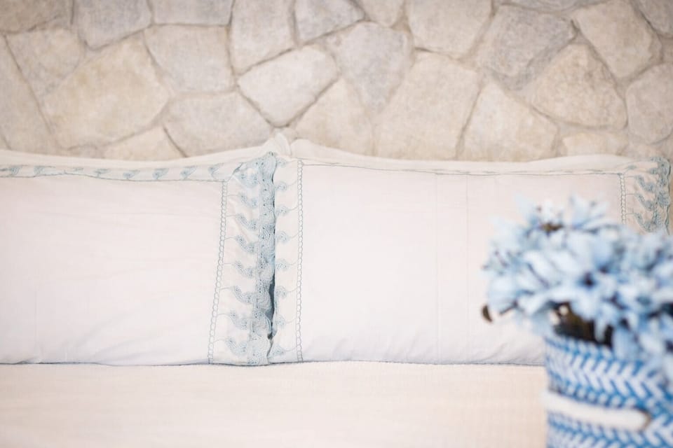 Suite 6 | Premium bedding, memory foam beds, individually decorated