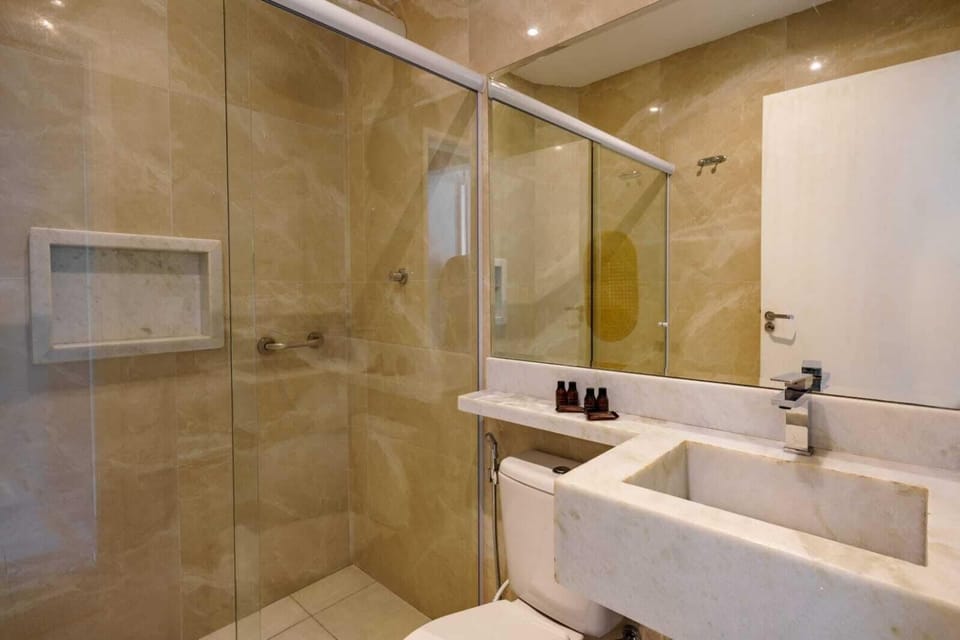 Shower, free toiletries, towels, soap