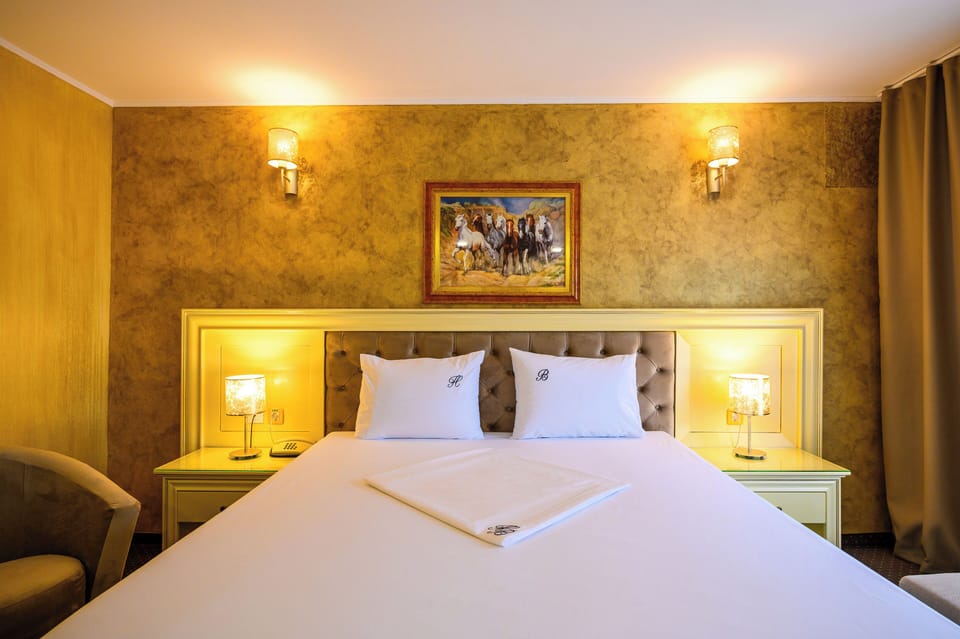 Superior Studio | In-room safe, desk, laptop workspace, free WiFi