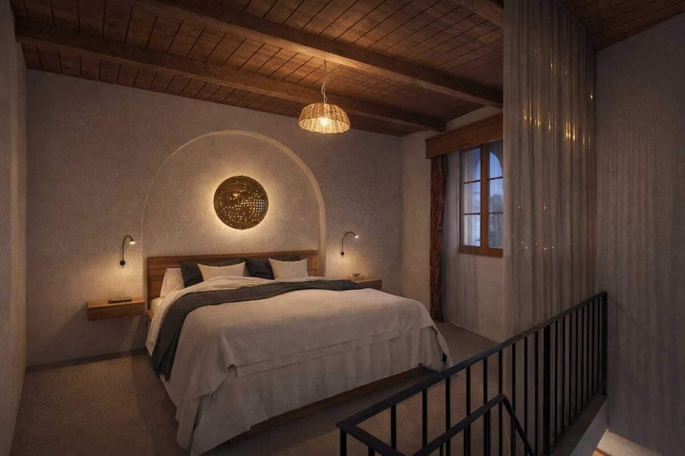 Deluxe Duplex | Premium bedding, minibar, WiFi (free), individually decorated