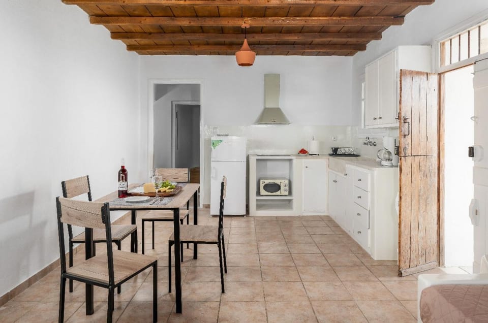 House, Smoking | 1 bedroom