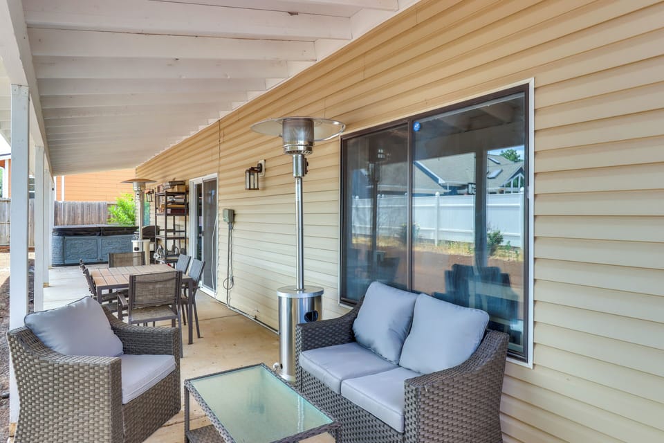 House (3 Bedrooms) | Interior