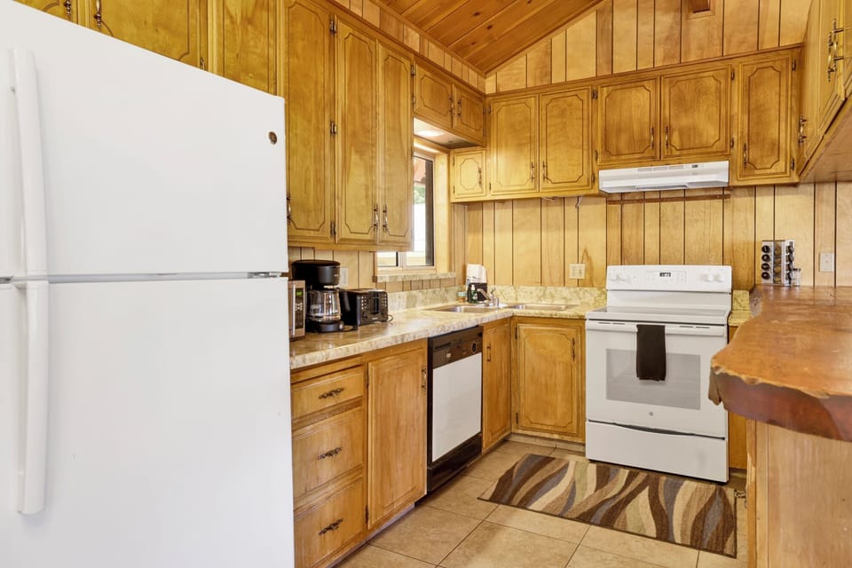 Cabin, Multiple Beds, Patio, Beach View (2470) | Private kitchen | Coffee/tea maker