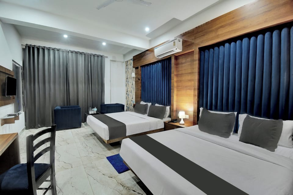Family Room | Premium bedding, free WiFi, bed sheets