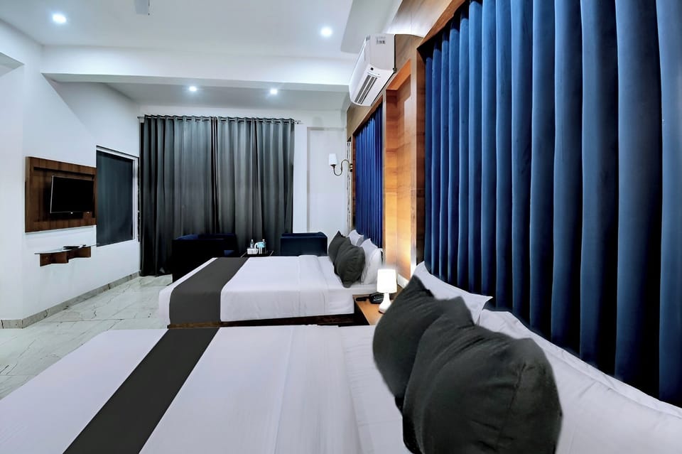 Family Room | Premium bedding, free WiFi, bed sheets