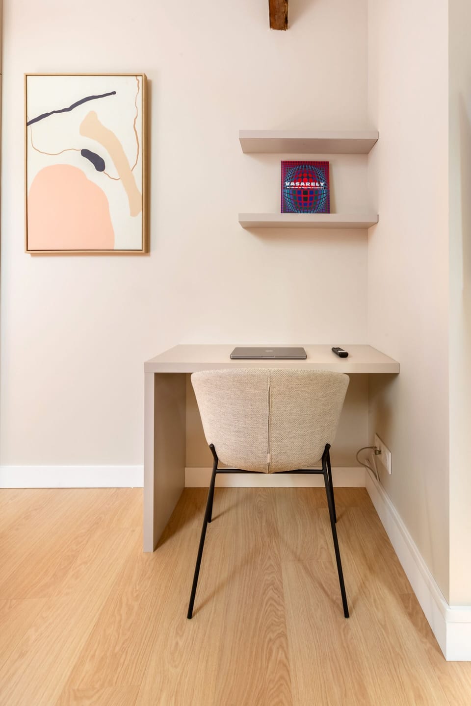 Apartment, Ensuite, City View | Premium bedding, iron/ironing board, free cribs/infant beds, free WiFi