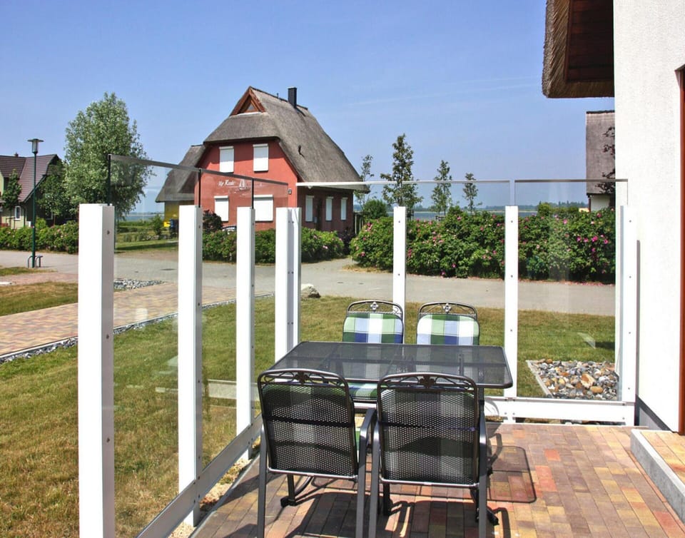 House | Balcony