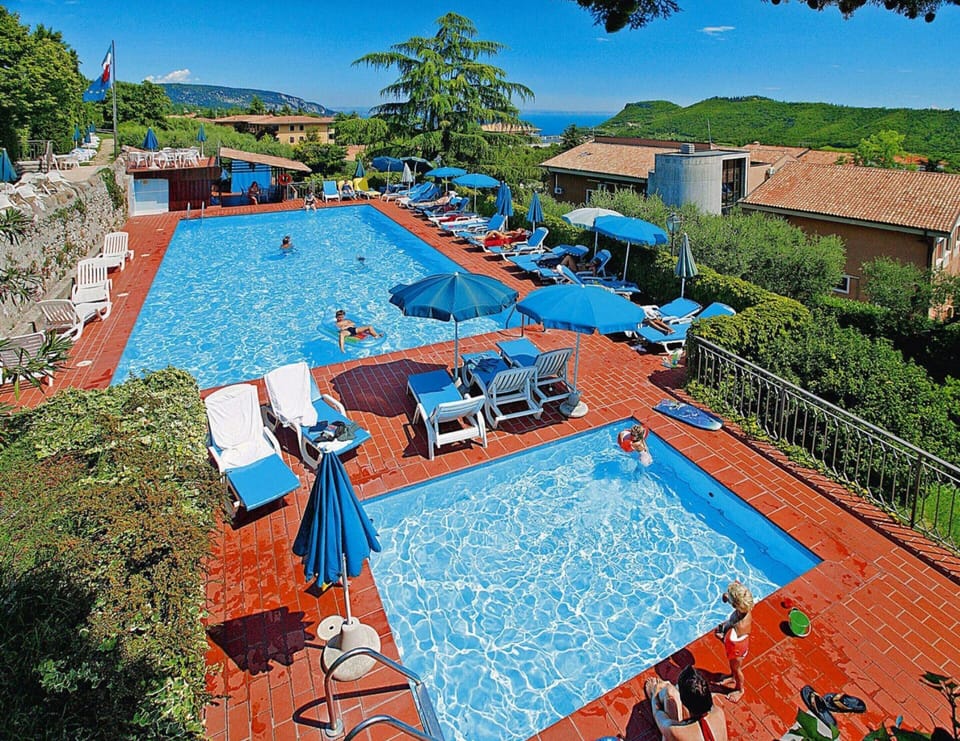 Apartment | Pool | Outdoor pool