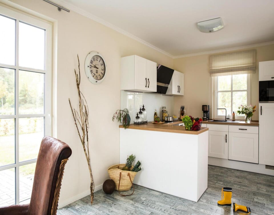 House | Private kitchen | Highchair