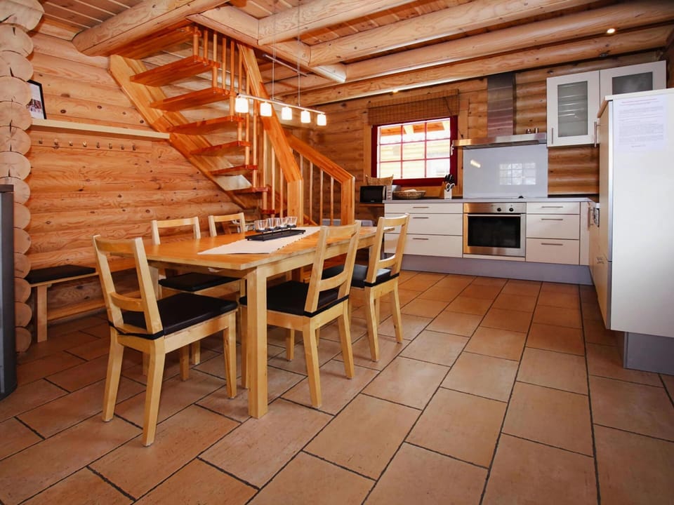 House | Dining