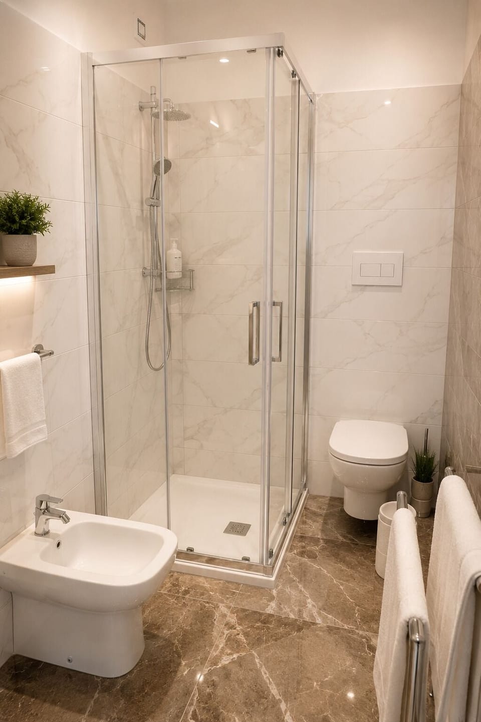 Basic Room | Bathroom | Bidet